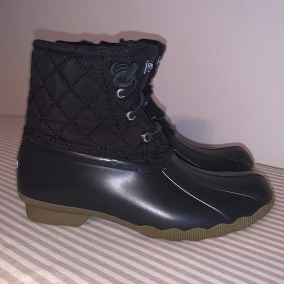 Sperry Saltwater Quilted Winter Boots Size 4 - Picture 3 of 10